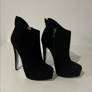 Size 7 - Chinese Laundry x Kristin Cavallari Lavish Booties, Ankle Boot